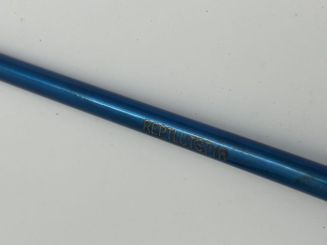 Hovedbilde Slangekrok 60cm blå metalikk