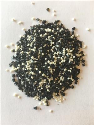 Hovedbilde Akvariegrus SVART & HVIT 1-2 mm 2,5 kg